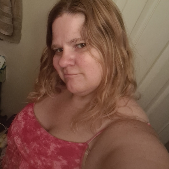 Meet your Posher, Jennifer - Picture 5 of 12